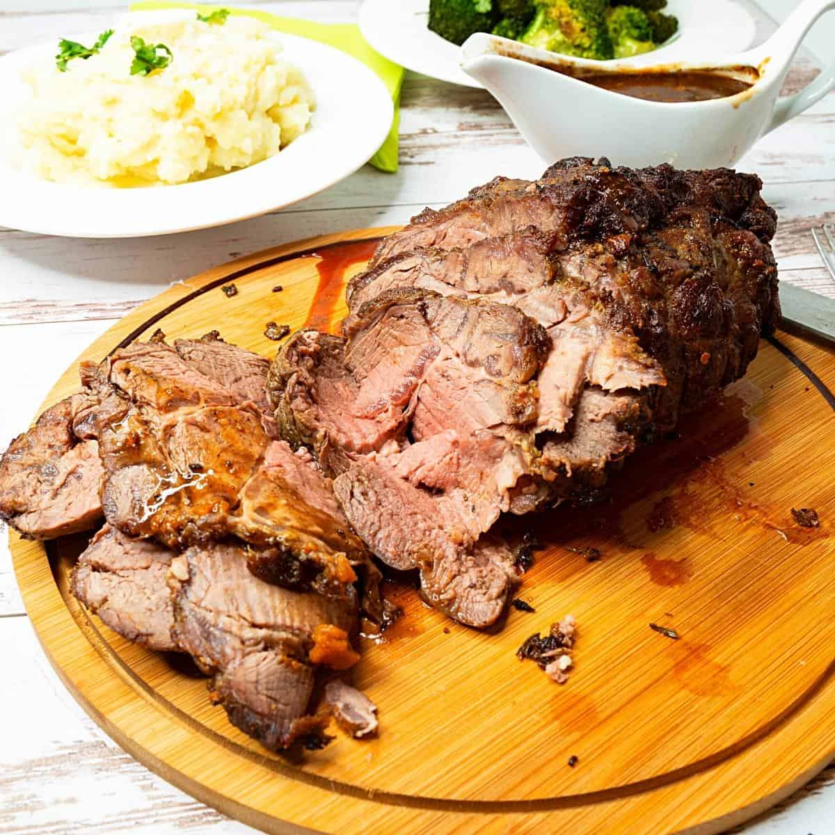 The Ultimate Guide: Arm Roast vs Chuck Roast - Cooking Tips and Techniques